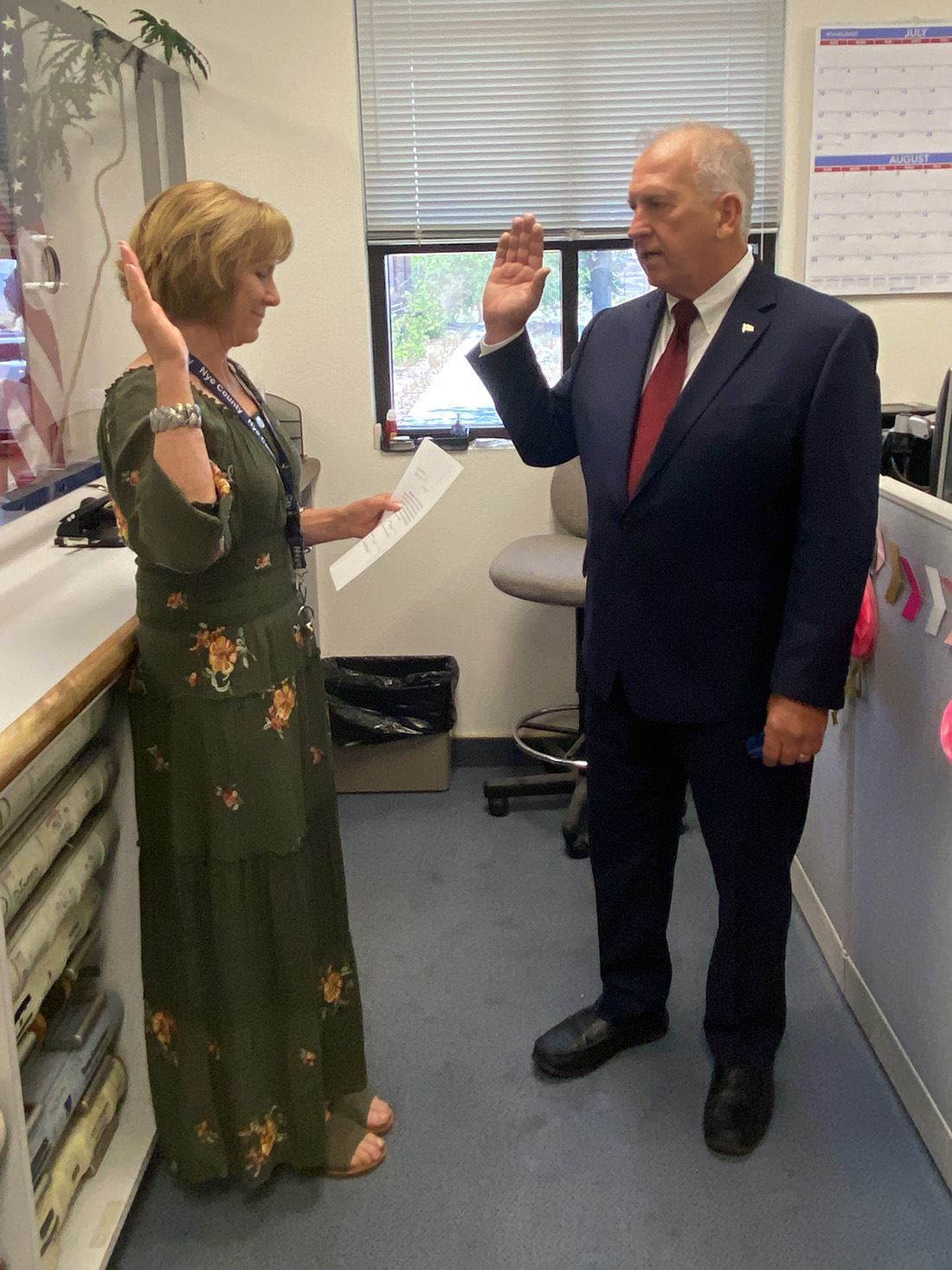 Sam Merlino and Mark Kampf oath of office (jpg)